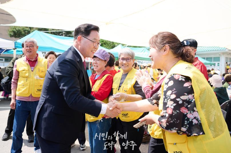 백석읍 경로잔치 의 사진