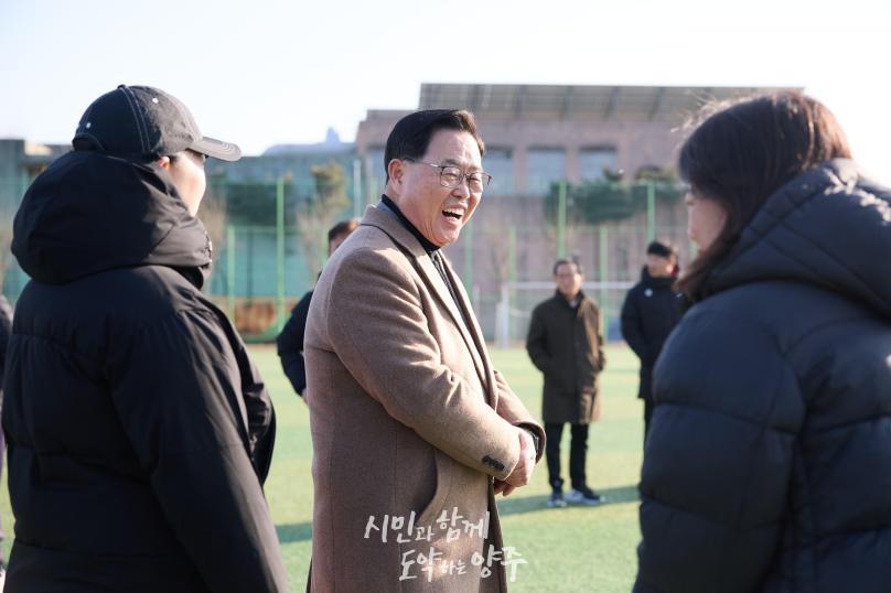 양주시축구협회 연령별 시무식 의 사진