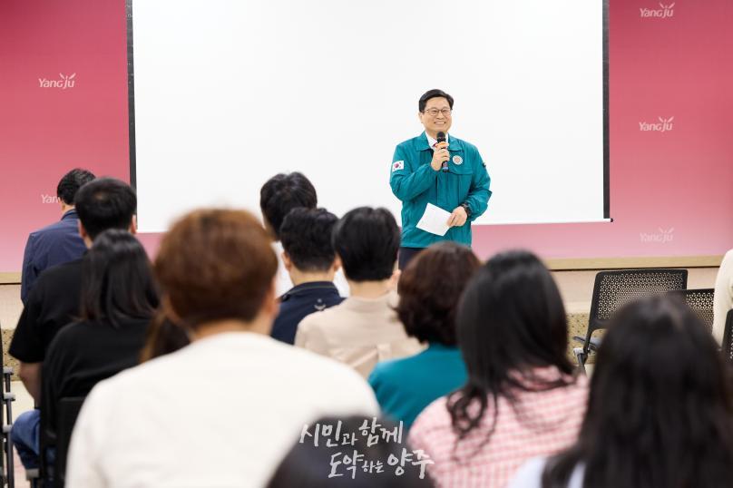 공습경보 민방위 훈련 의 사진