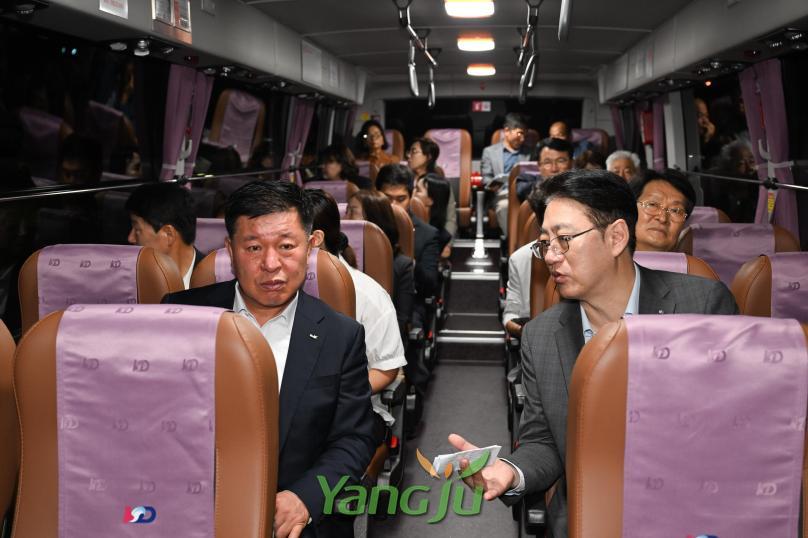 1407번 광역버스 개통식 의 사진