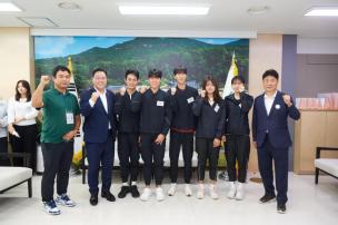 전국체육대회 출전 선수 격려 의 사진