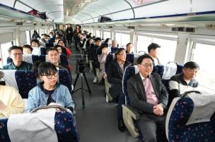 교외선 홍보 로맨틱 버스킹 의 사진