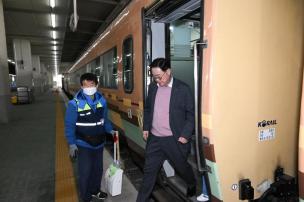 교외선 홍보 로맨틱 버스킹 의 사진
