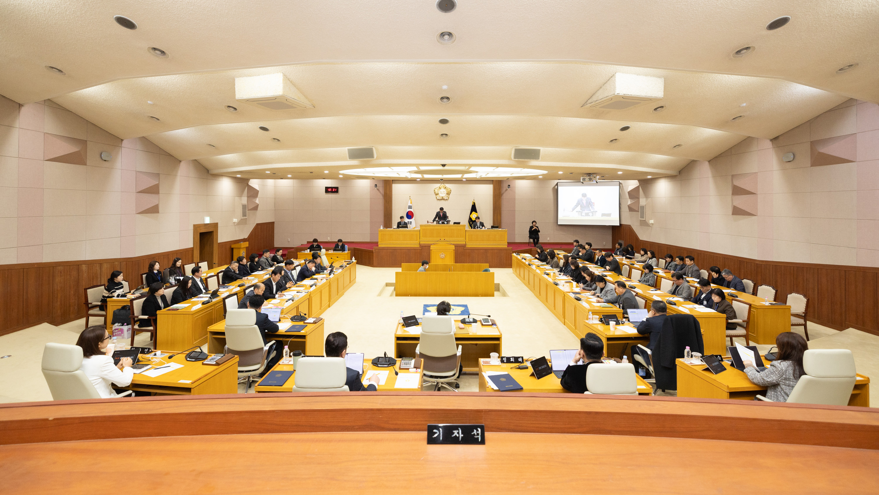 제385회 임시회 제2차 본회의 이미지29