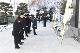 2023년 신년 현충탑 참배 이미지