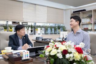 윤창철 의장 파이낸셜 뉴스 인터뷰 이미지