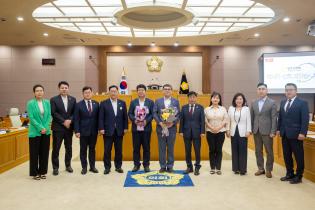 제378회 임시회 제2차 본회의 기념사진 촬영 이미지