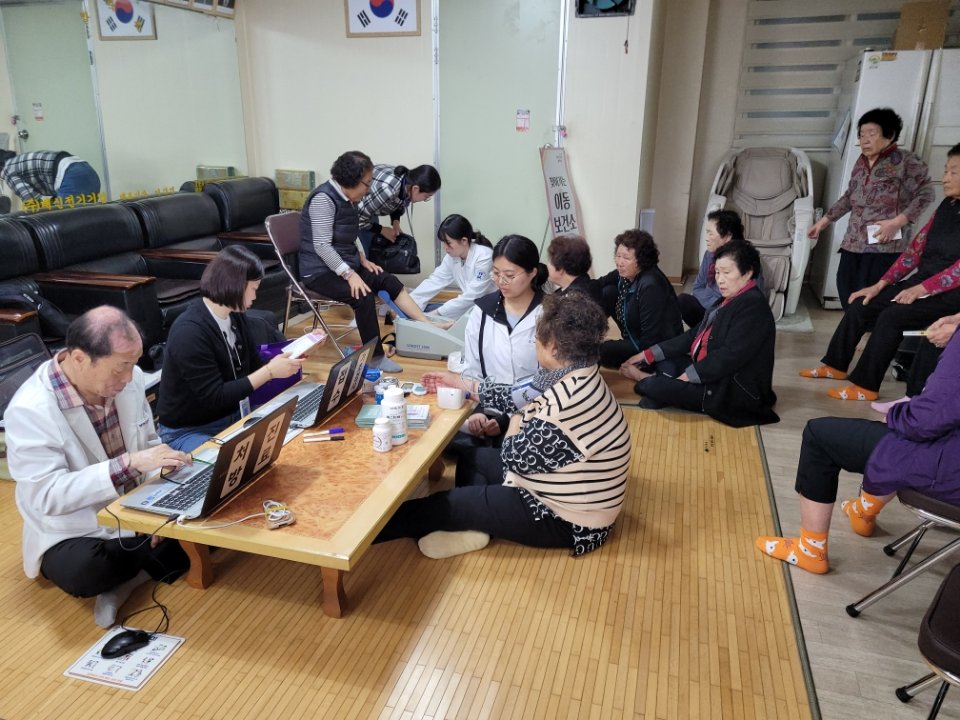 ‘9년째 멈추지 않는 건강 행보’ⵈ 양주시, 의료 사각지대를 누비는 ‘찾아가는 이동보건소’ 운영 이미지