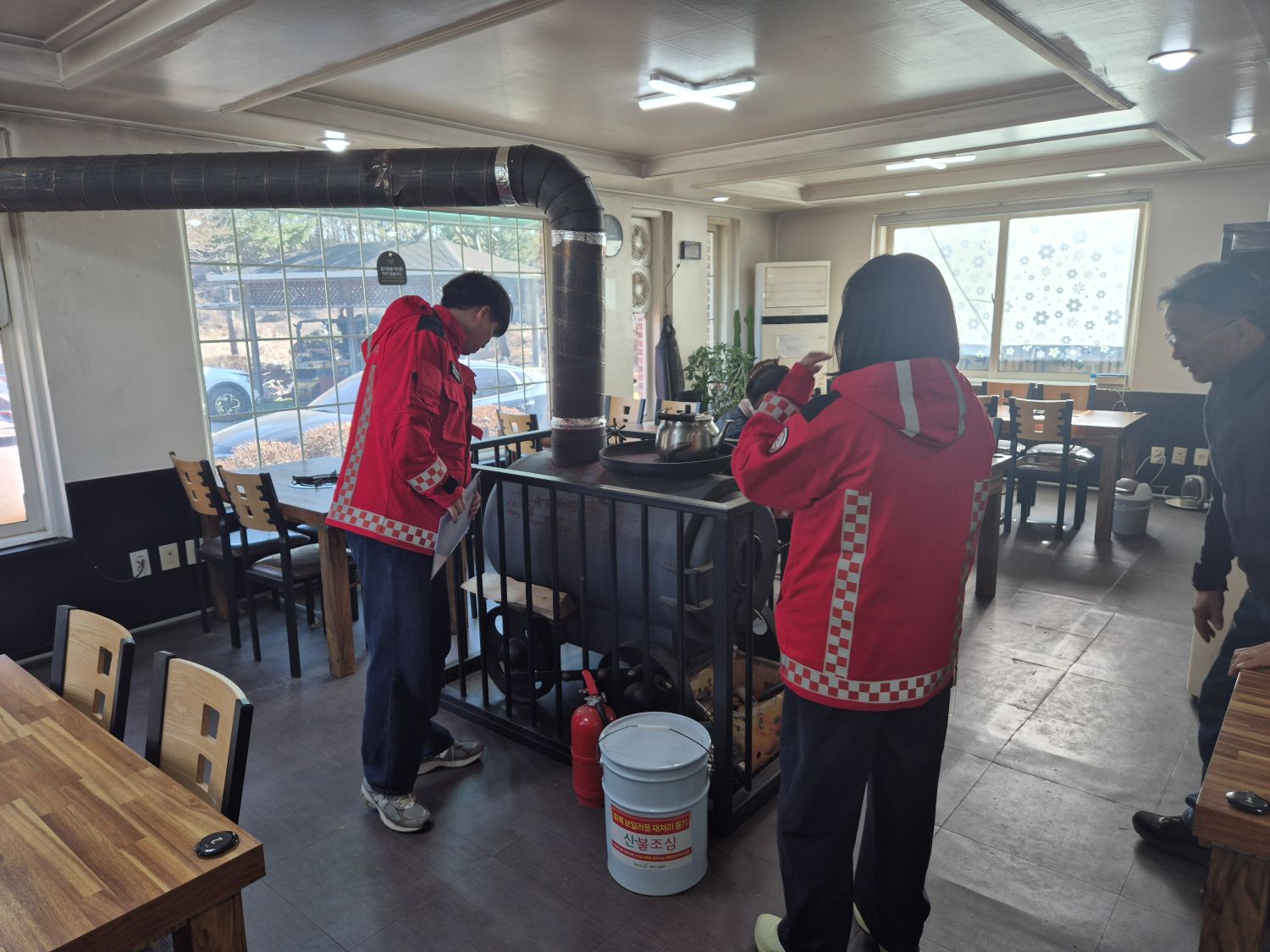 양주시-서울국유림관리소, 산림 인접 화목보일러 사용가구 합동 점검 실시 이미지