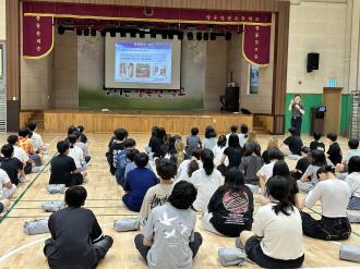 양주시, 덕현초 학생 250여 명 대상 방독면 활용교육 이미지