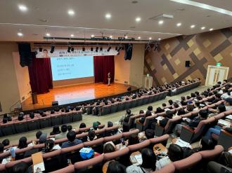 양주시, 인기 유튜버 송희구 작가 초청 ‘평생학습 플러스 특강’ 성황 이미지