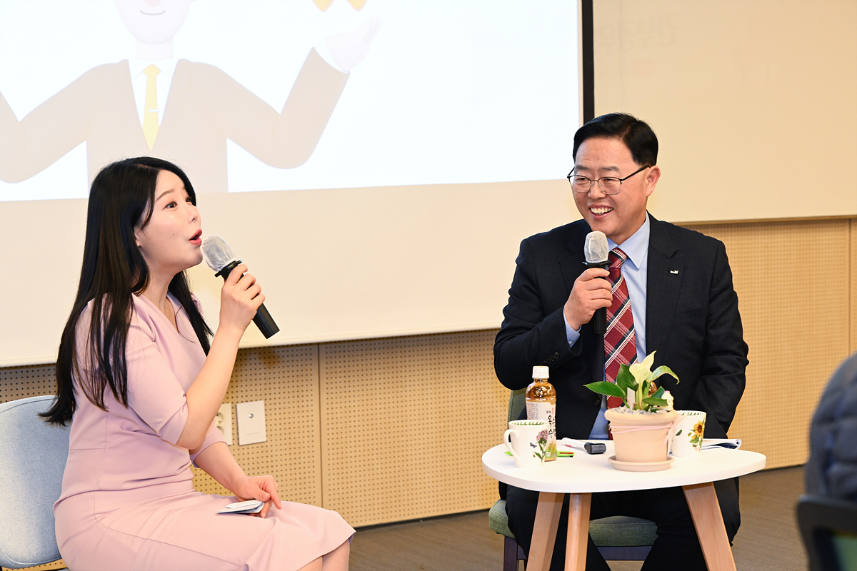2023-03-07 간부공무원 교육 이미지