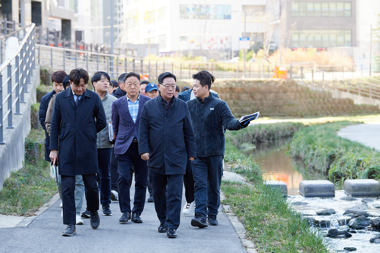 2023-11-12 마개미천 현장점검 이미지