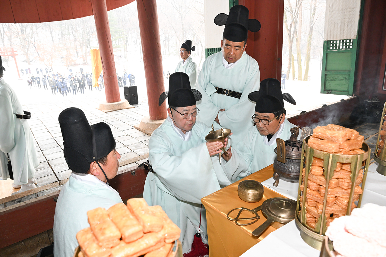 2025-01-06 제468주기 온릉 기신제향 봉행 이미지