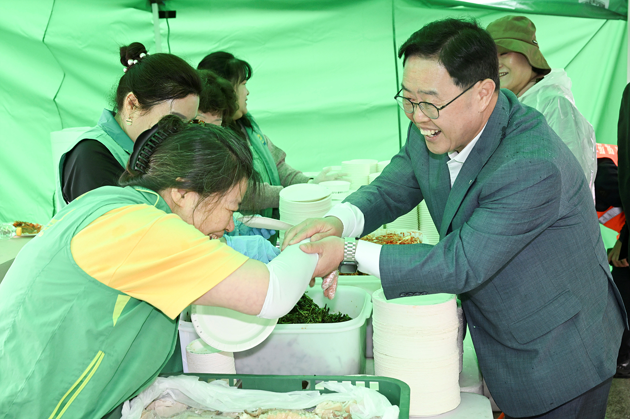 2025-05-10 회천2동 어버이날 효도잔치 이미지
