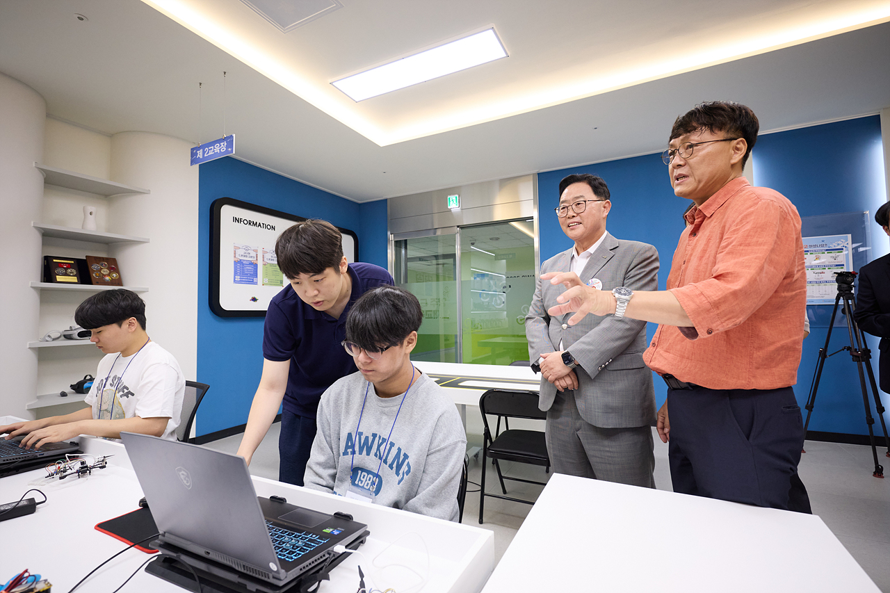 2025-08-07 양주 드론봇인재교육센터 경기공유학교 드론교육 참관 이미지