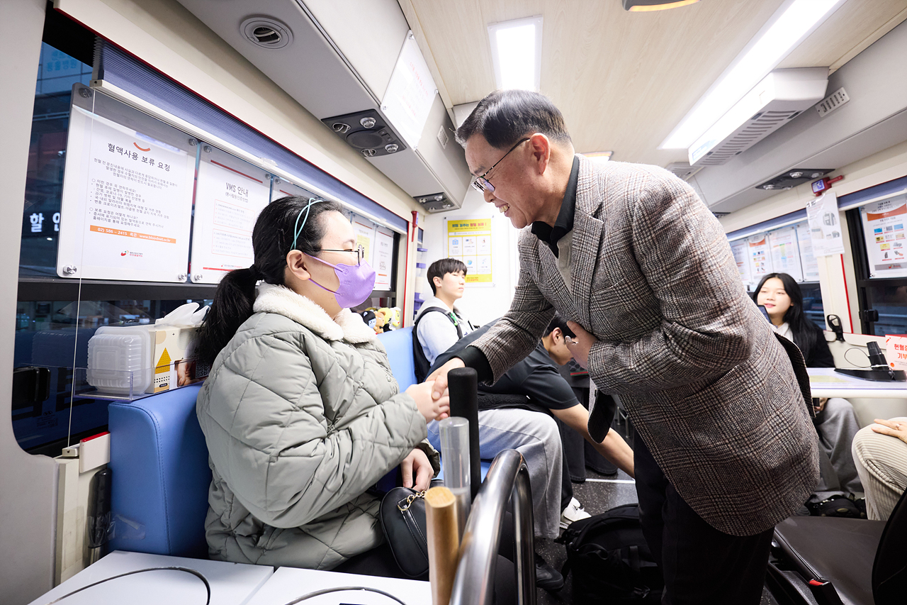 2025-11-22 헌혈버스 운영 이미지3