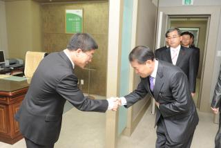 김준호부시장 사령장 의 사진