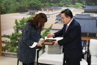 이수지 홍보대사 위촉식 의 사진