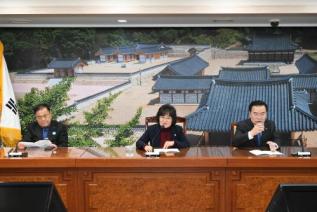우수공무원 표창장 수여식 의 사진