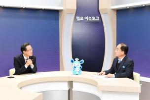 나라방송 인터뷰 사진