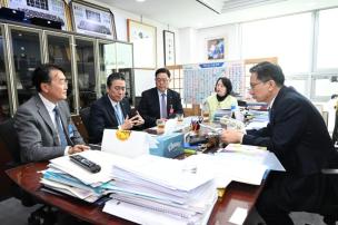 한국전력사장 면담 의 사진