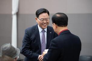 회천농협 조합원과의 대화 의 사진