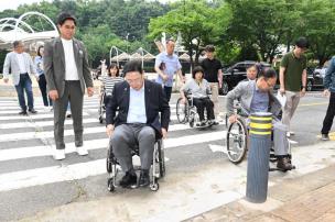 이동약자 불편사항 휄체어 체험 의 사진
