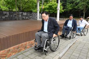이동약자 불편사항 휄체어 체험 의 사진