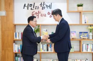 법률자문관 간담회 의 사진