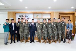 예비군 지휘관 간담회 의 사진