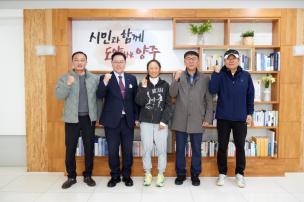 오지윤 선수 면담 의 사진