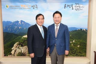 한국지역경제연구원장 의 사진