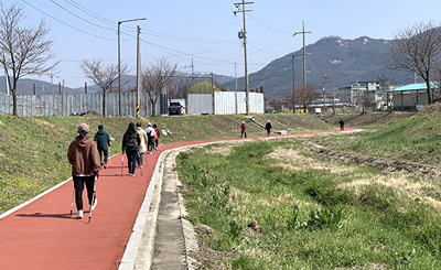 노르딕워킹 교실2 장면